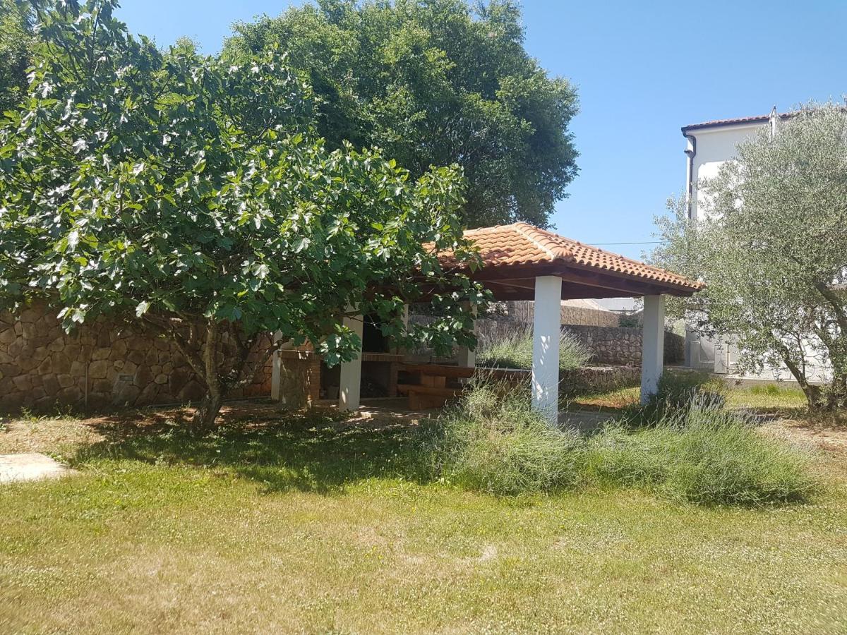 Margareta Apartment Sveti Ivan Dobrinjski Екстериор снимка