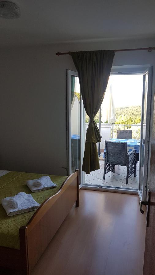 Margareta Apartment Sveti Ivan Dobrinjski Екстериор снимка