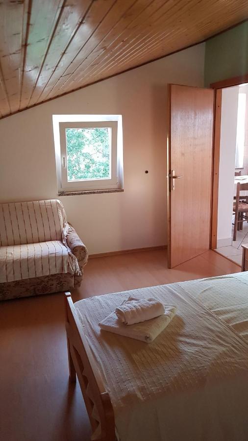 Margareta Apartment Sveti Ivan Dobrinjski Екстериор снимка