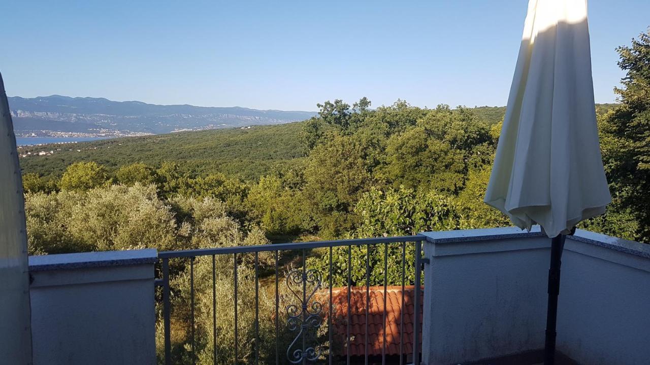 Margareta Apartment Sveti Ivan Dobrinjski Екстериор снимка