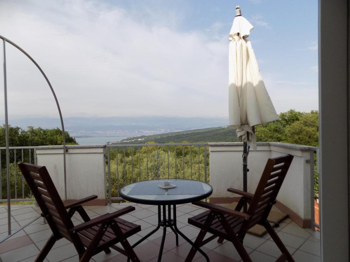 Margareta Apartment Sveti Ivan Dobrinjski Екстериор снимка